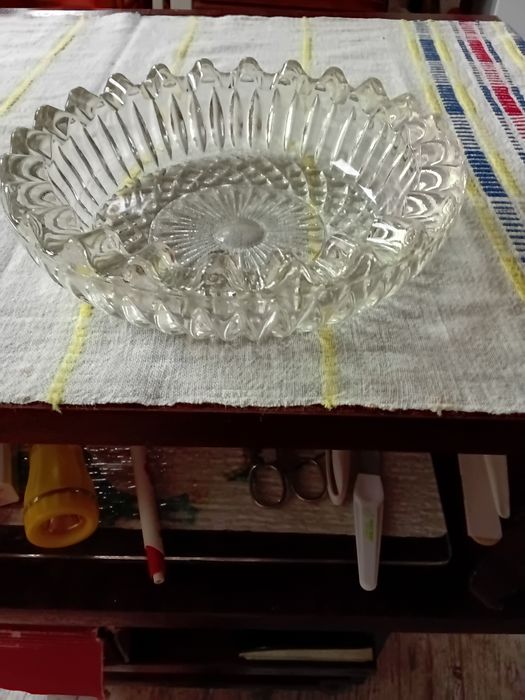 Кристален пепелник, ретро,оловен кристал, произведен от бълг завод в