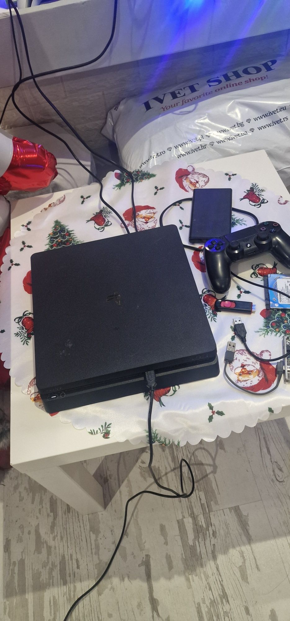 Playstation 4slim 9.00 goldhen 1 tb