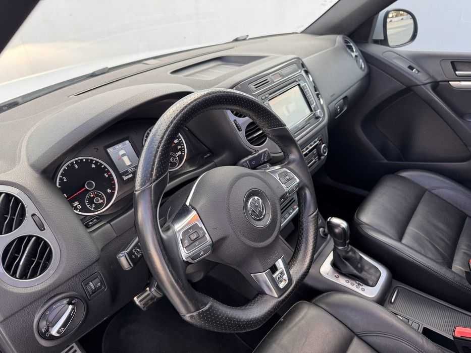 Volkswagen Tiguan R-Line/2.0Tdi/4x4/automat/carte service/Euro 5