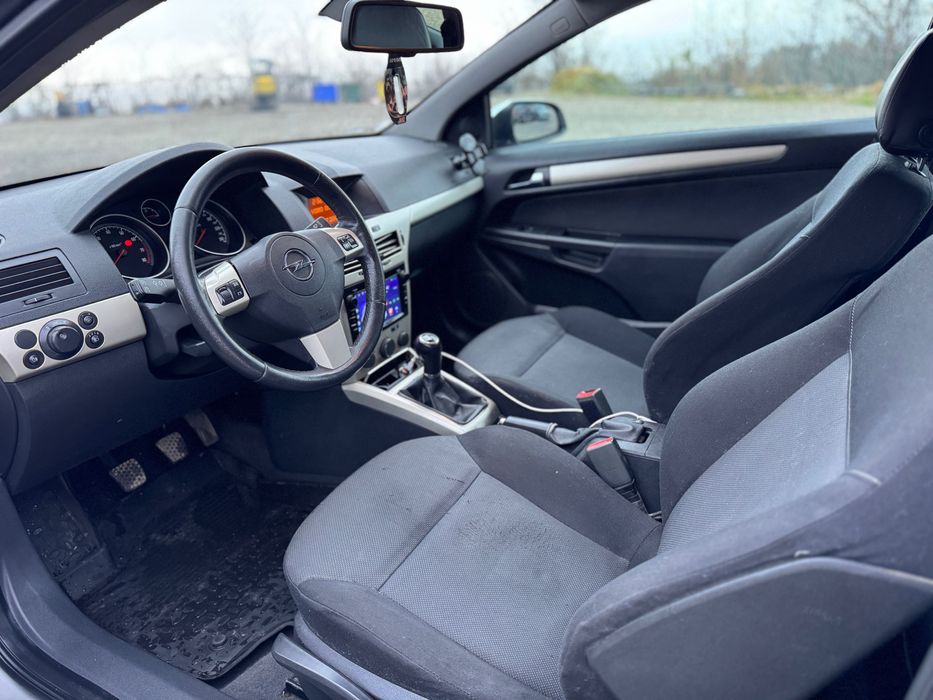 Opel Astra GTC 2008 1.4 Benzină