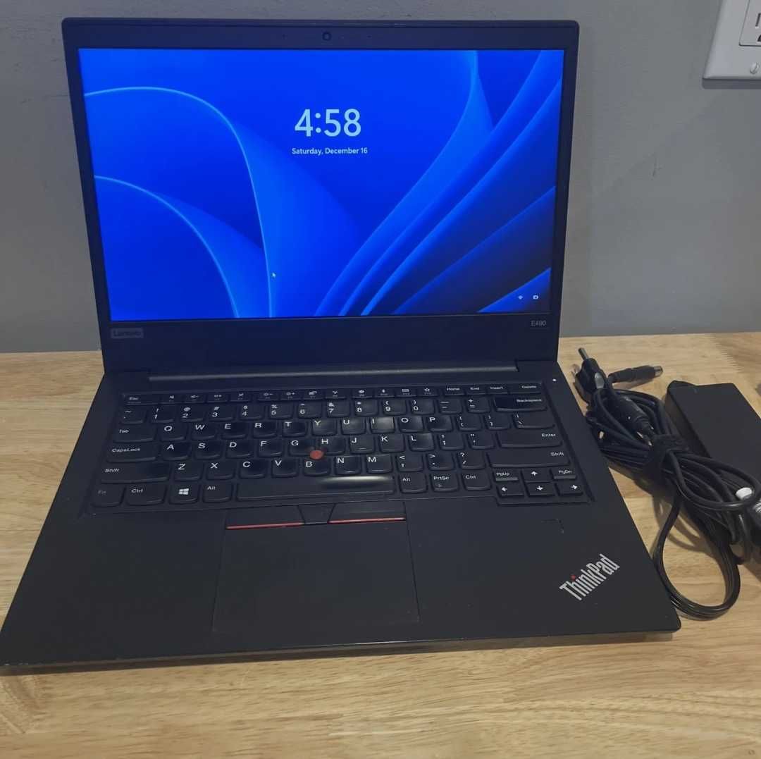 i5-8265U 8GB 26GB SSD NVMeLenovo ThinkPad E490 14" HD Intel Core  W11