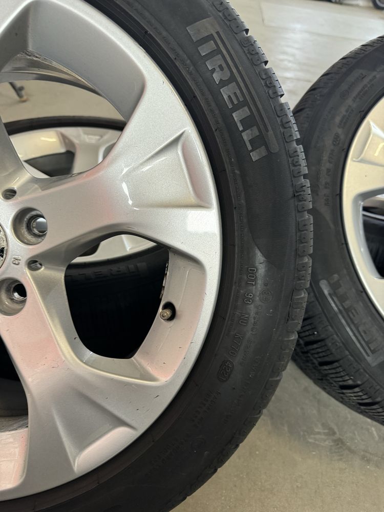 Комплект 225/50/17 PIrelli sottozero