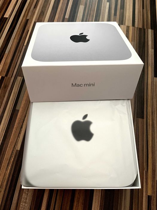 Mac mini M1 , 8GB , 256 GB
