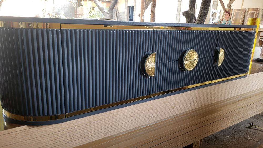 Tv tumba  va kamodlar