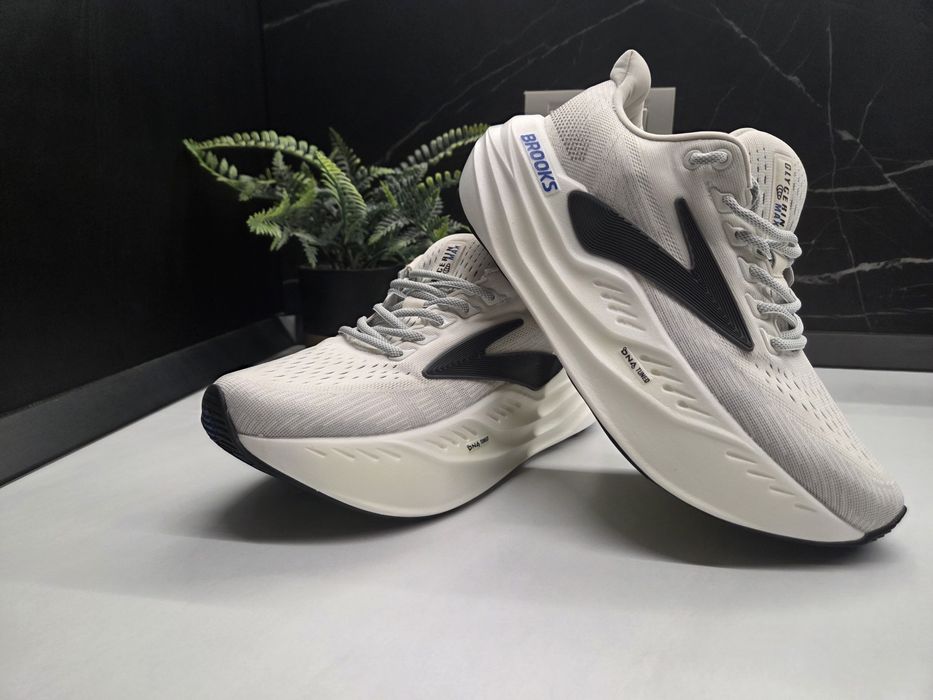 Adidasi Brooks Gliceryn max 41 ca noi