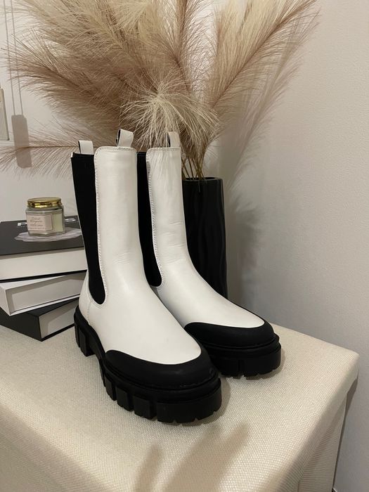 Дамски зимни боти