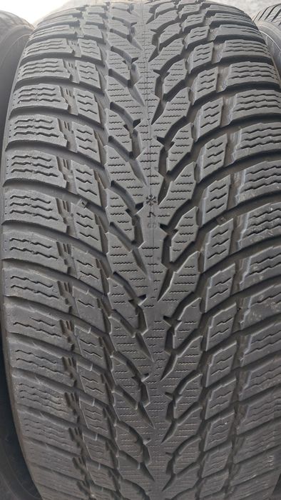 Зимни гуми 225/50/18 Nokian Tyres 4 броя