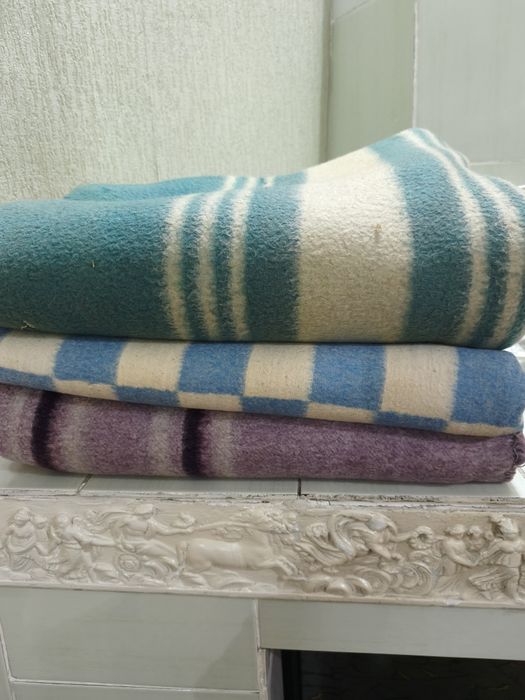 Одеяла шерстяные, производство СССР. 3 шт.