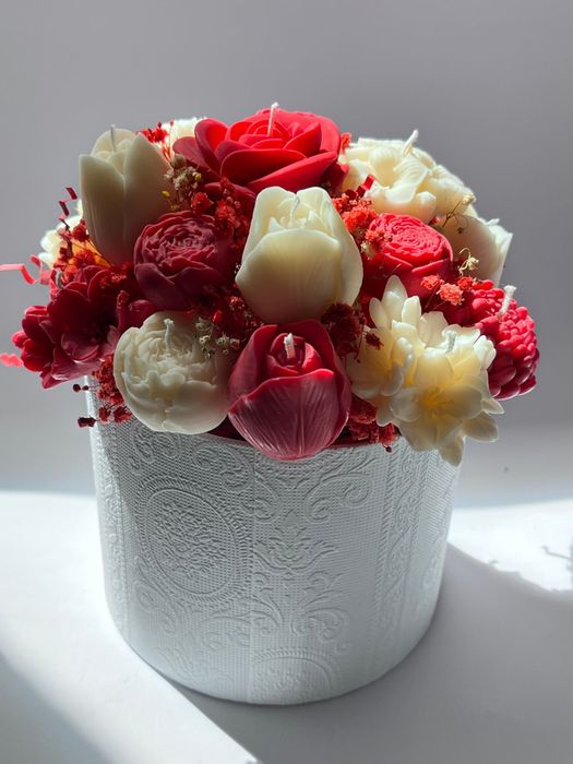 Aranjamente florale din ceara de soia