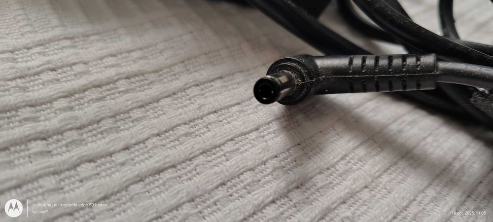 Încărcător laptop DELL