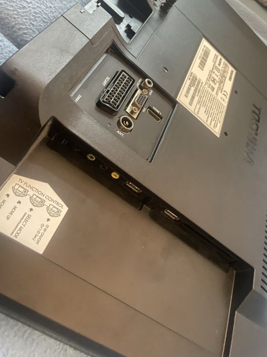 Телевизор Toshiba 22 инча