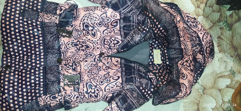 Куртка на девочку