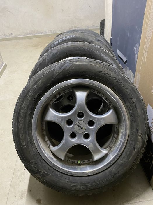 Продам диски с зимней резиной