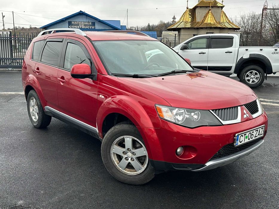 Mitsubishi Outlander 2,0 did 2009 4x4 accept variante !
