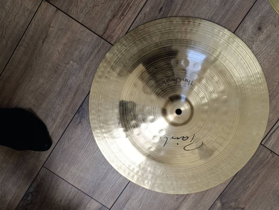 Продавам Швейцарски чинели Paiste!