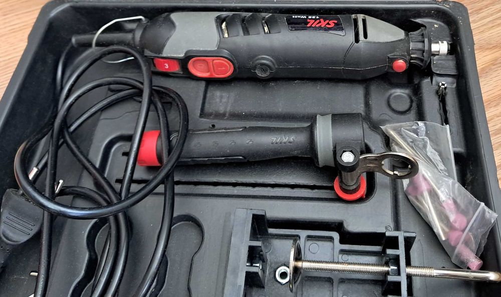 Minifreza (polizor drept) Skil 1415AC stare perfecta