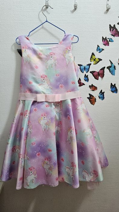 Продам детские платья