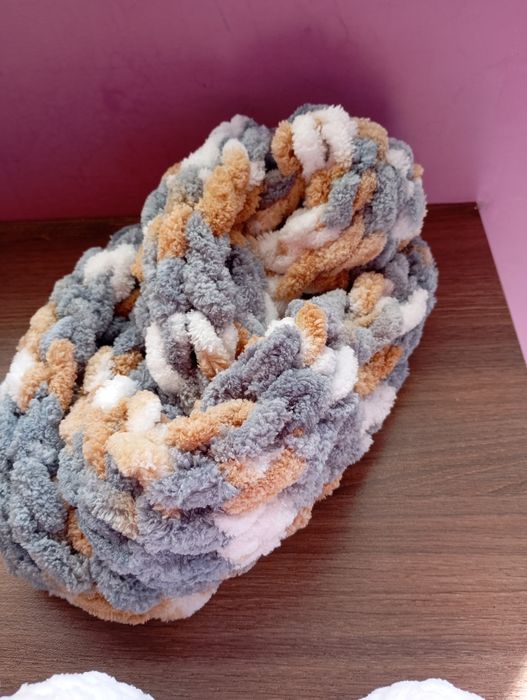 Дамски шал-Ализе Пуфи