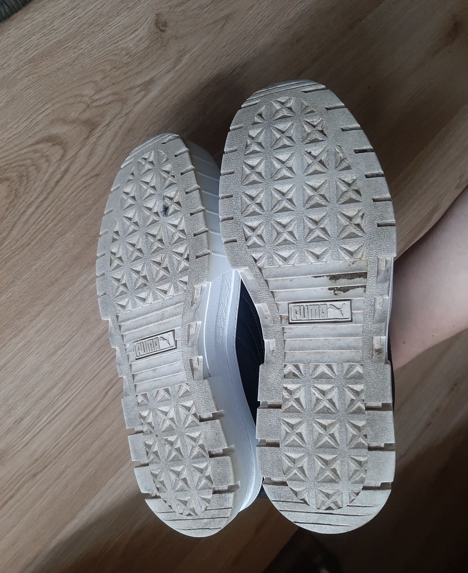 Оригинални обувки на Puma.