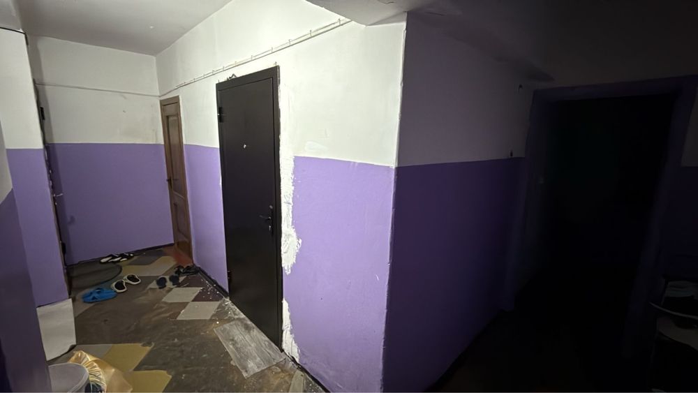 Продам 1 комн в секц общежитии