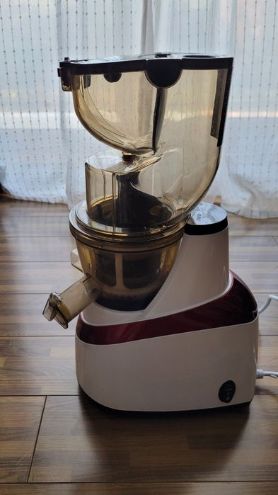 Nutrio Slow Juicer/storcator legume fructe