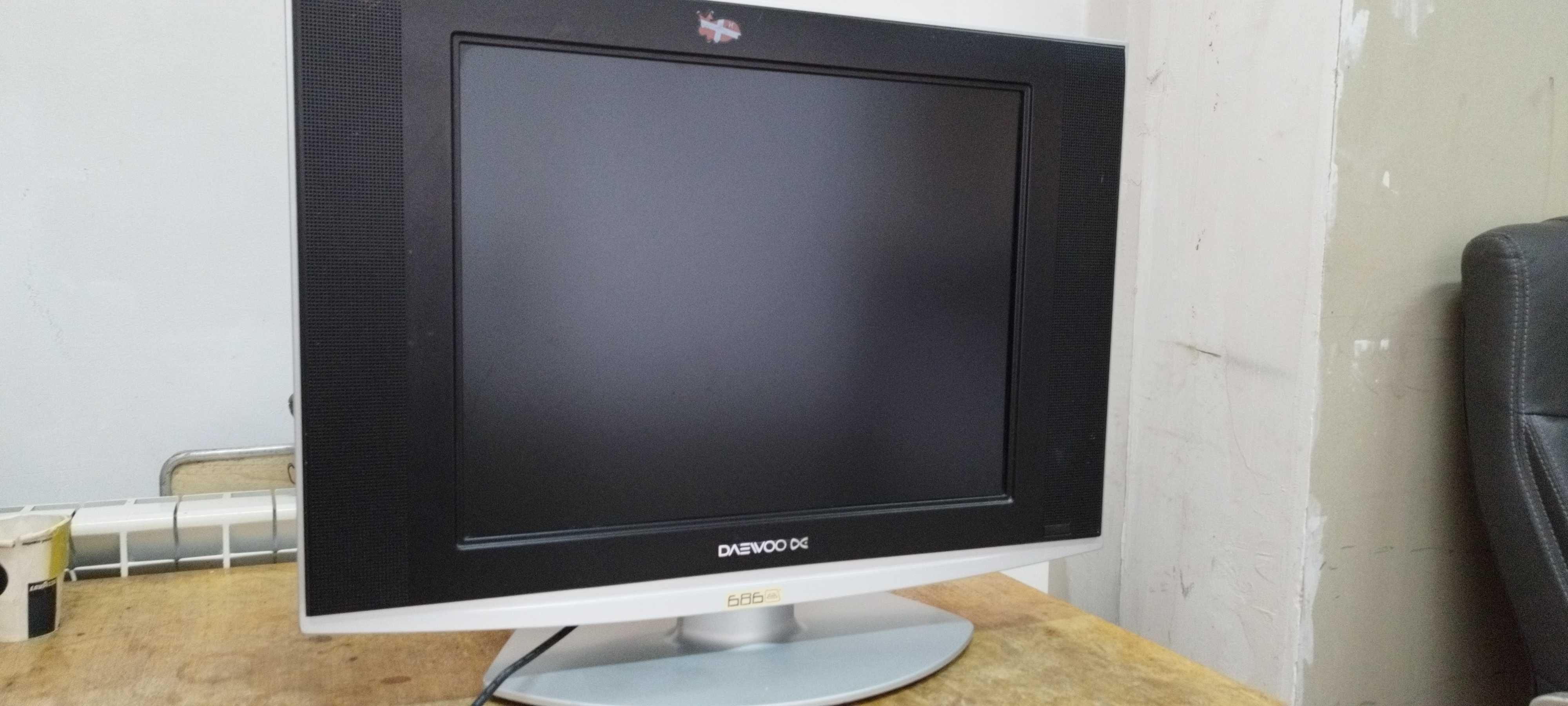 Продавам телевизор Daewoo 20"