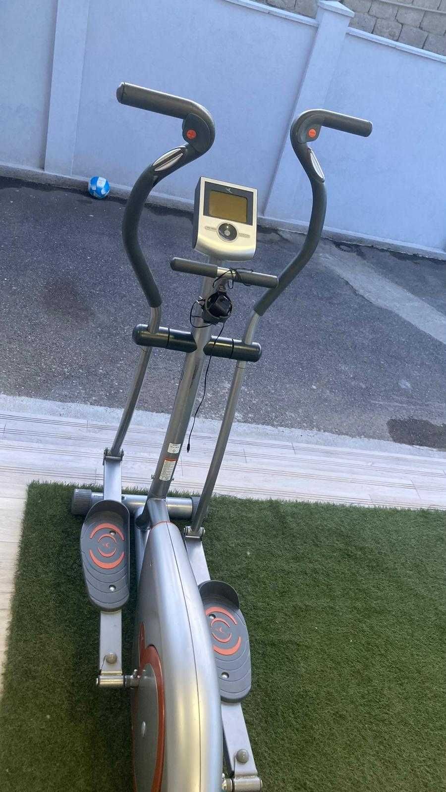 Bicicleta eliptica DOMYOS FC 600