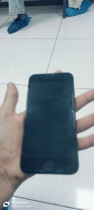 iPhone 7 хорошый