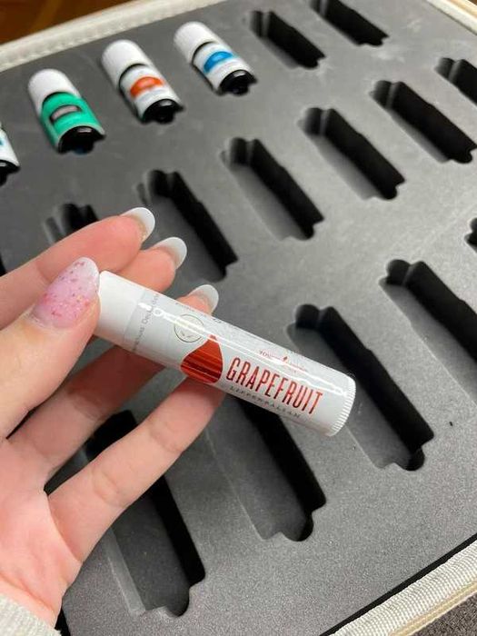 Lip balm - grapefruit Young Living - NOUA SIGILATA