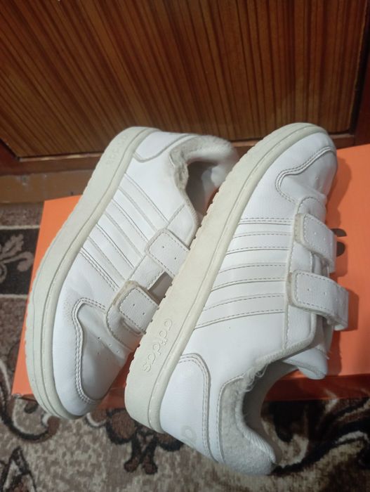 Юношески маратонки