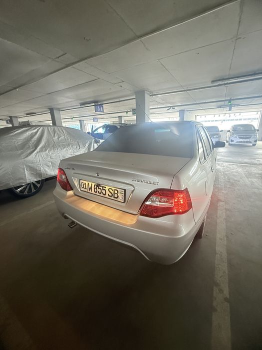 Nexia2 1.6 donc Shedever sotiladi