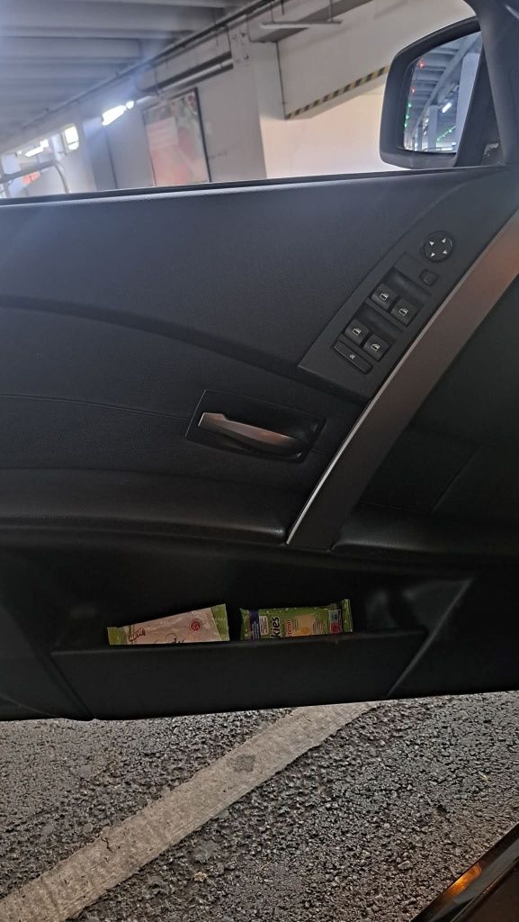 BMW E60 525i 2005г.