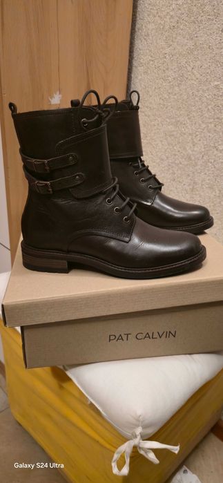 холна маса от дърво с повдигащ механизъм на плота