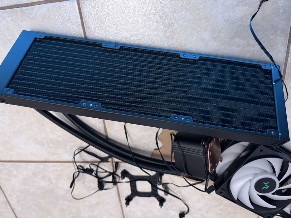 Cooler procesor CPU AIO Deepcool 360 lichid LE720 ARGB Intel 1700/1851