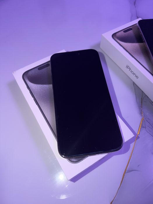 Iphone 15 Pro Max 256GB IMPECABILE Natural Titanium si Black Titanium