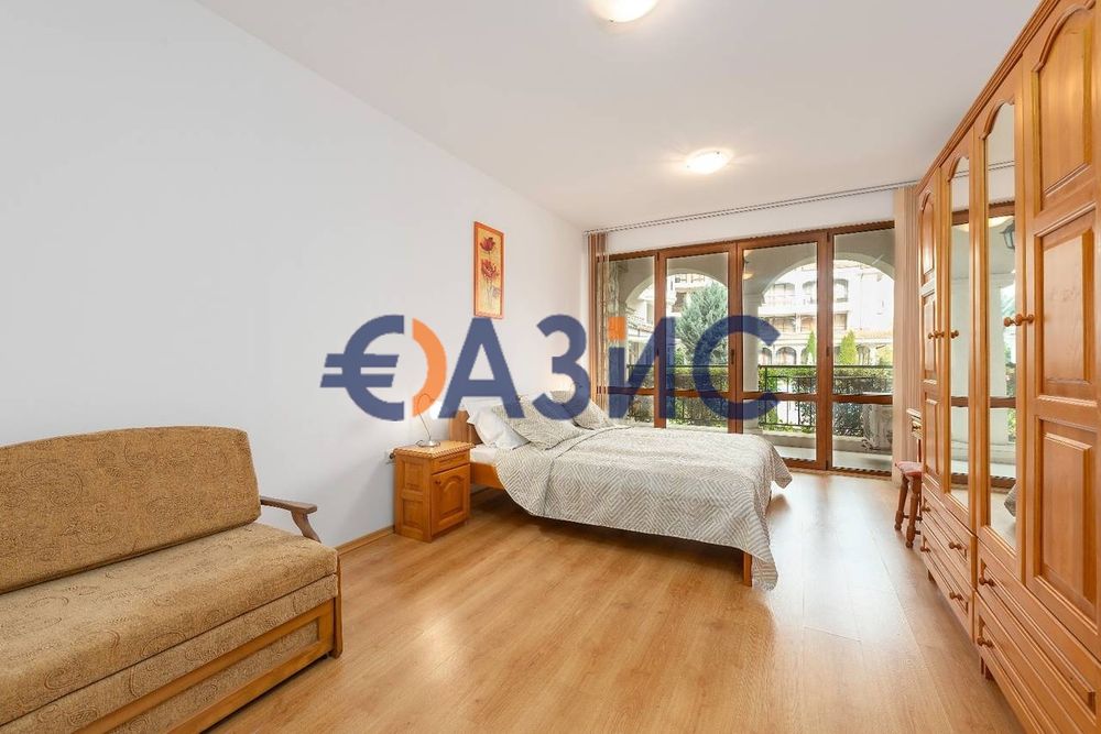 Продава се Двустаен апартамент в к.к. Слънчев бряг - 92 кв.м за 1022 €/кв.м - Снимка #12