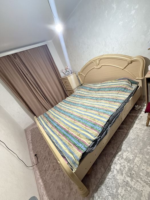 Кровать в Жилянке за 5000 тг. С тумбочками