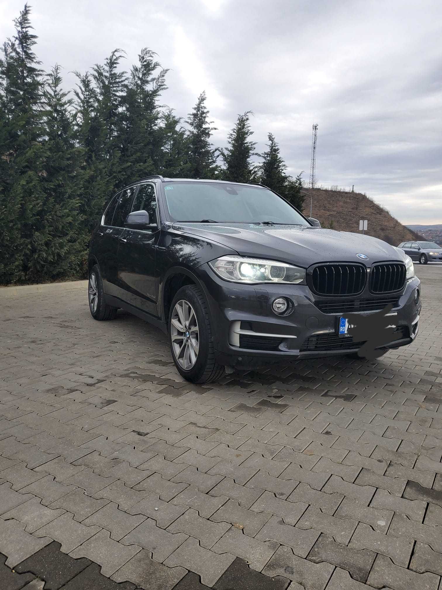 Vând BMW X5 xdrive