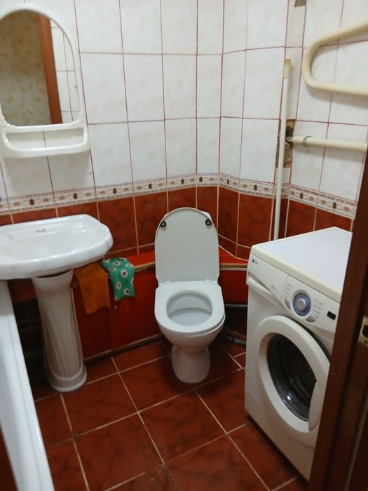 Сдам 2комн.квартиру длительно.
