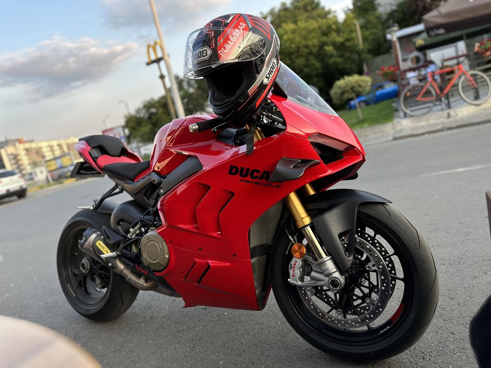 Ducati Panigale V4S 2023