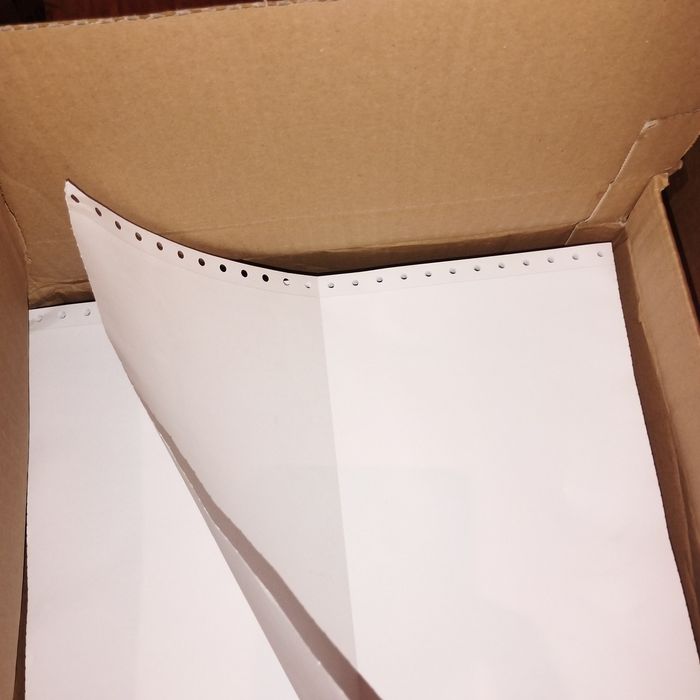 Перфорированная бумага 24*11"