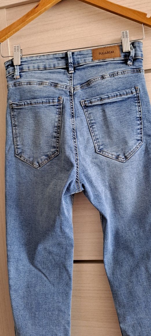 Продам женские джинсы скини