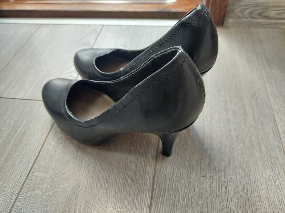 Дамски кожени обувки -НОВИ-последна бройка -40номер