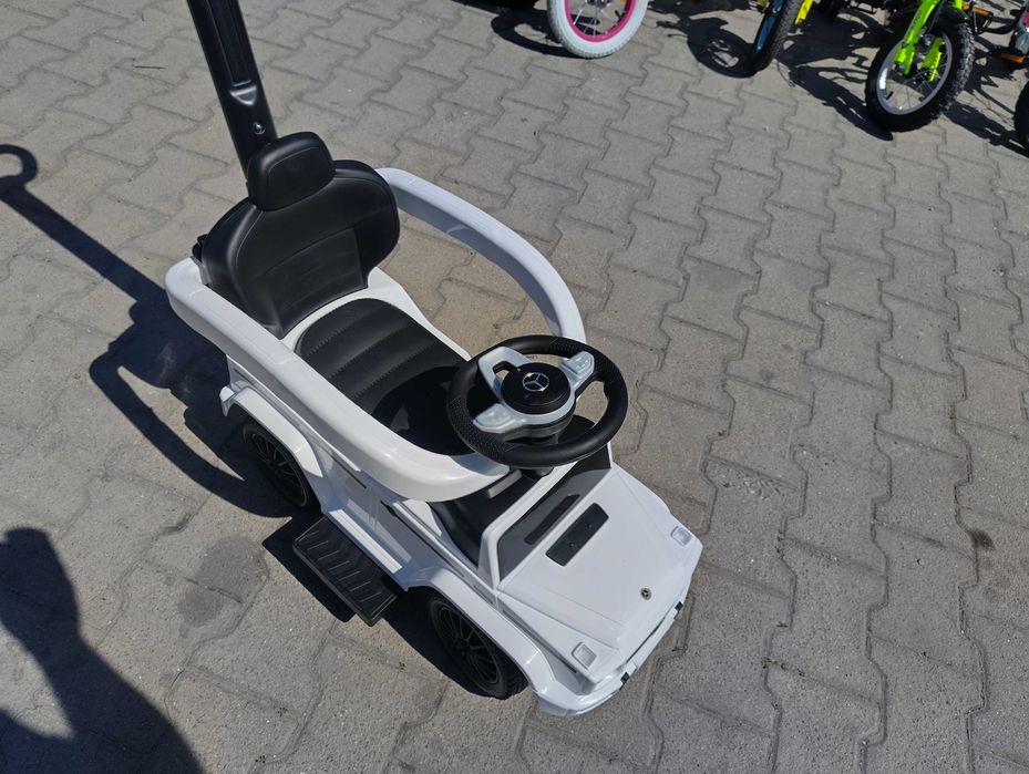 MERCEDES Кола за яздене с дръжка Mercedes-benz G350d бял