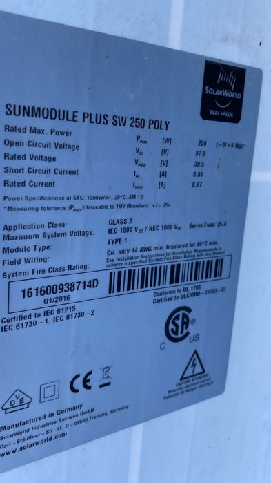 Panouri fotovoltaice 250w