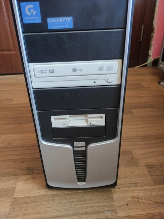 Kit PC retro MB Gigabyte GA-K8NS 754 + AMD Athlon 64 2800+  cooler