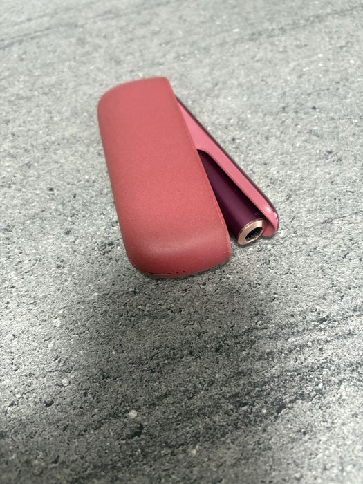 Vand iqos roz + incarcator