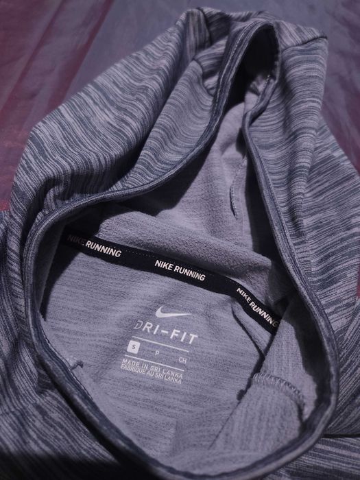 NIKE Dri-Fit Тениска с Качулка /Дамска S/M
