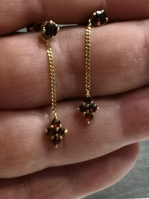 Vind cercei din aur 18kt cu granate Bohemia