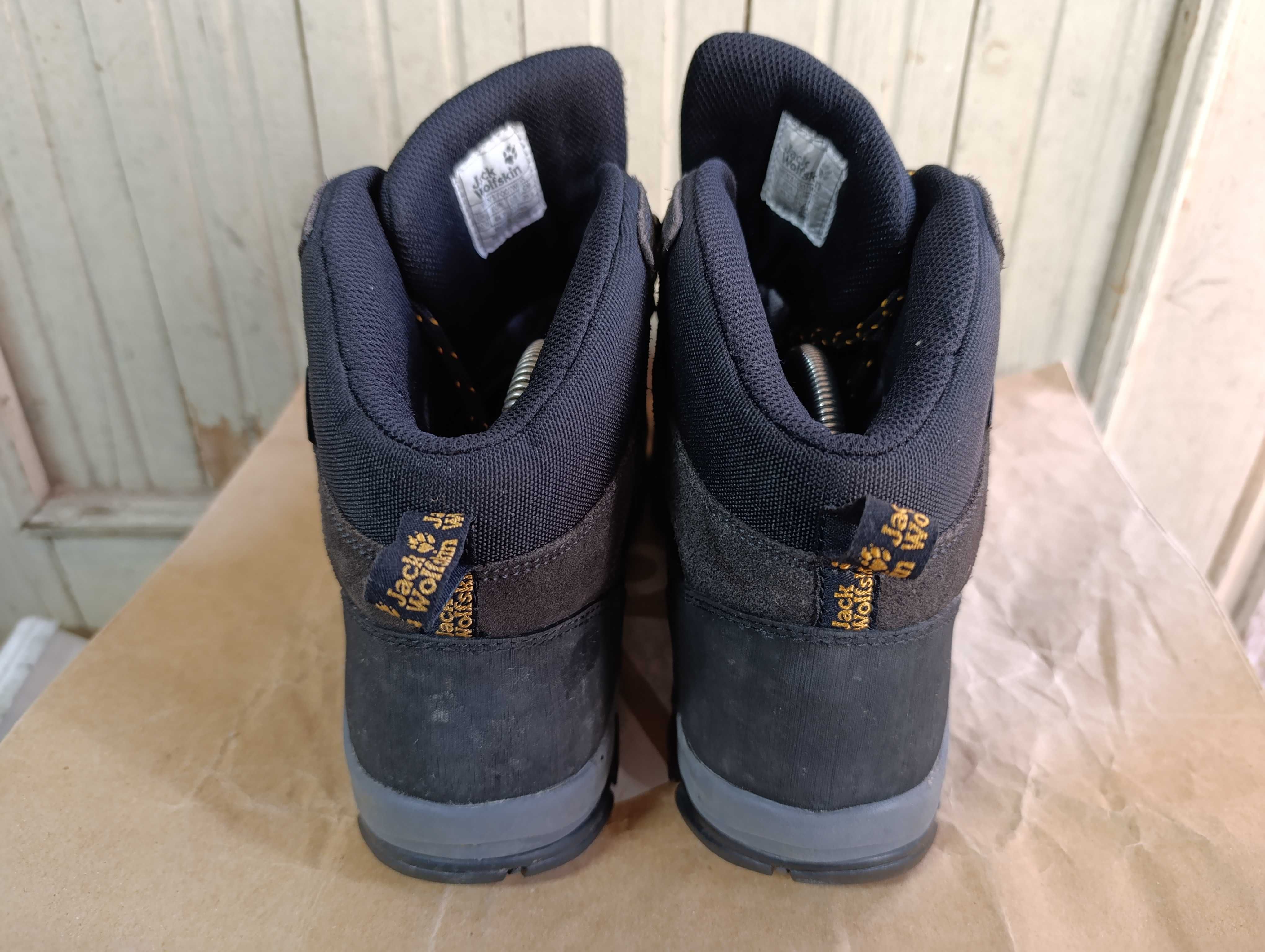 ''Jack Wolfskin Texapore Vibram''оригинални туристически боти 44.5 н